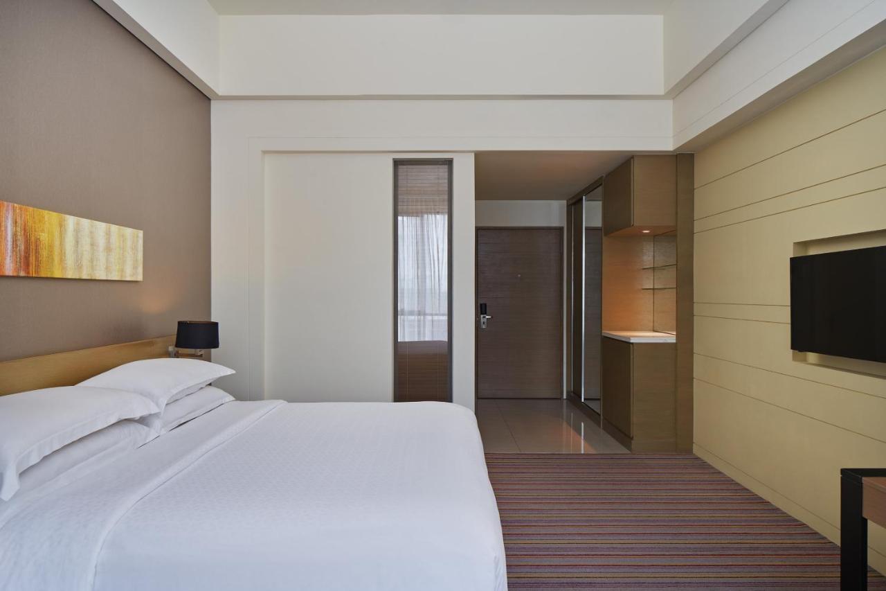 Four Points By Sheraton Puchong Exterior photo
