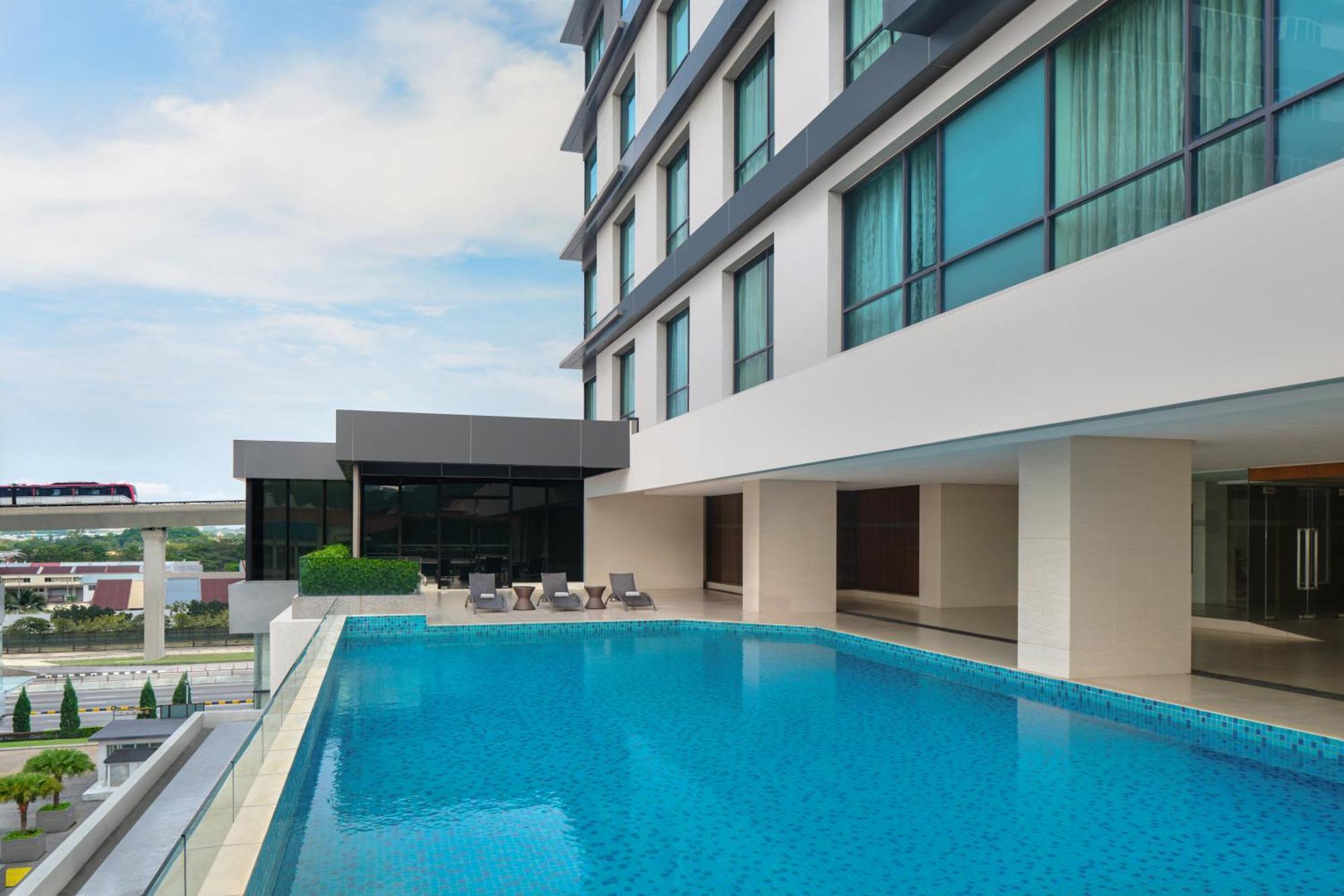 Four Points By Sheraton Puchong Exterior photo