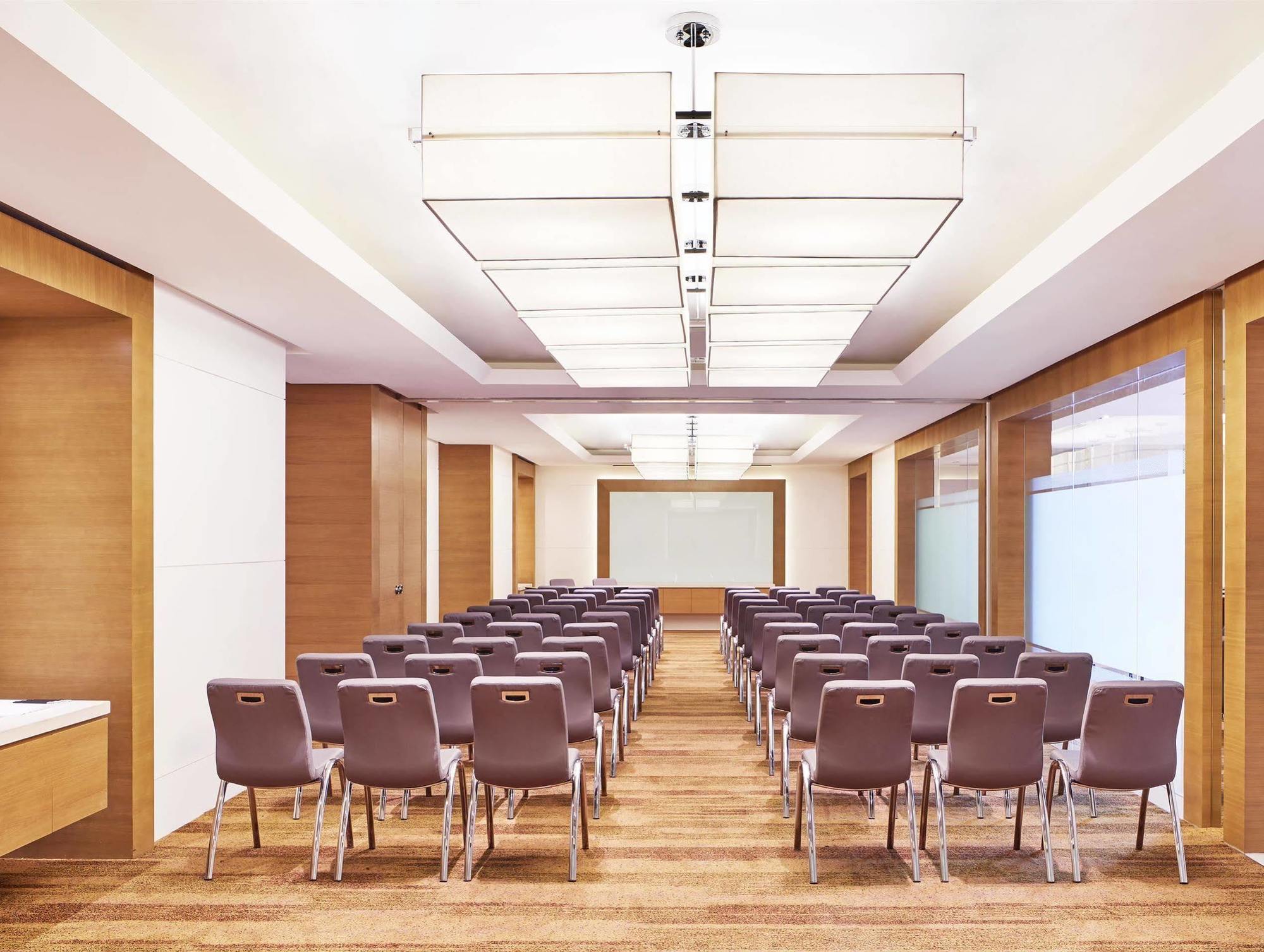 Four Points By Sheraton Puchong Exterior photo
